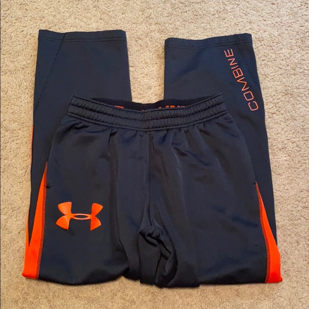 Men’s large under armour sweatpants